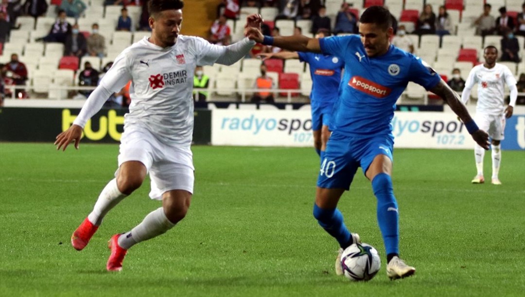 Sivasspor Avrupa Konferans Ligi'nde play-off turuna yükseldi