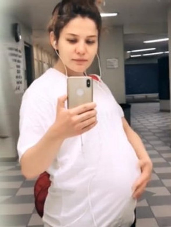 uvey baba nin kucuk lamia si burcin abdullah anne oluyor magazin haberleri ntv