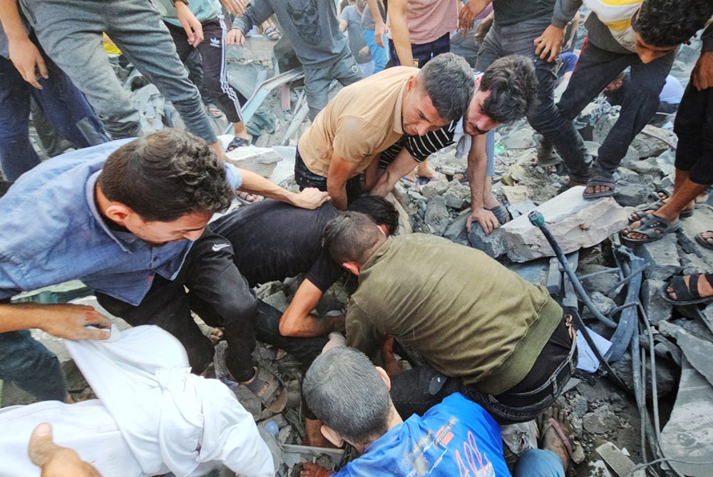 İsrail iki mülteci kampını birden vurdu, Hamas, Lübnan'dan karşılık verdi - 8