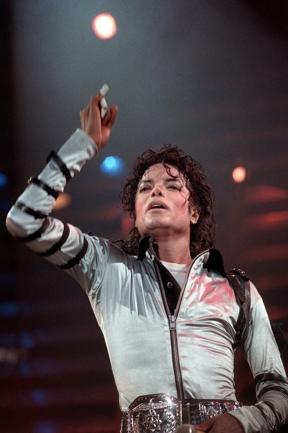 Michael Jackson’ın ikonik deri ceketi 306 bin dolara satıldı - 2