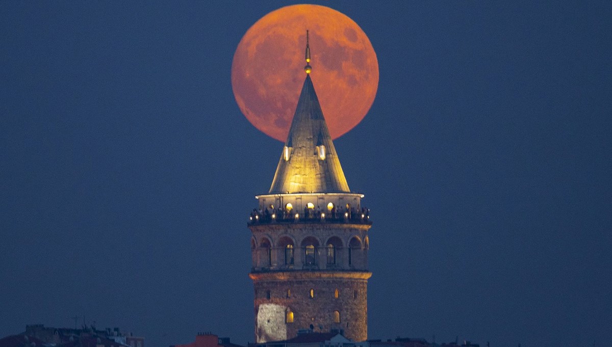 İstanbul'dan Süper Ay manzaraları