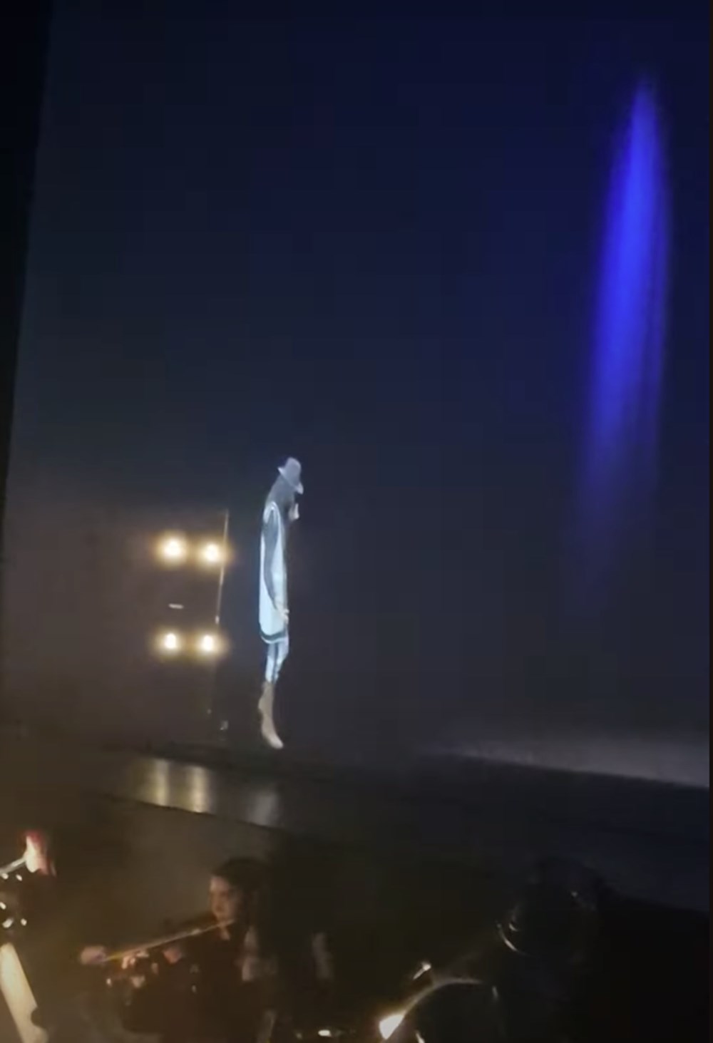 Hologram gösterisi çok konuşuldu! Cem Karaca'nın Gözyaşları filmi sanatseverlerle buluştu - 3