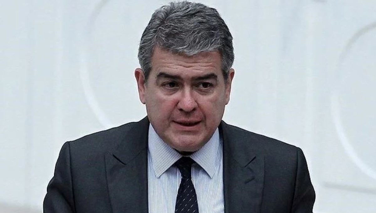 Prof. Dr. Süheyl Batum kimdir? Galatasaray başkan adaylığında adı geçen Süheyl Batum'un biyografisi Prof. Dr. Süheyl Batum kimdir? Galatasaray başkan adaylığında adı geçen Süheyl Batum'un biyografisi