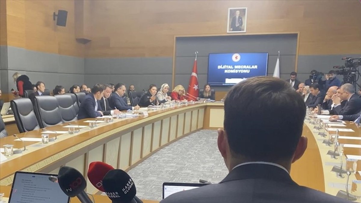TBMM Dijital Mecralar Komisyonu, geçen aralık ayında, TikTok Orta Doğu, Kuzey Afrika, Türkiye Bölge Kamu Politikaları Yöneticisi ve Türkiye Sözcüsü Emir Gelen TBMM Dijital Mecralar Komisyonu, geçen aralık ayında, TikTok Orta Doğu, Kuzey Afrika, Türkiye Bölge Kamu Politikaları Yöneticisi ve Türkiye Sözcüsü Emir Gelen