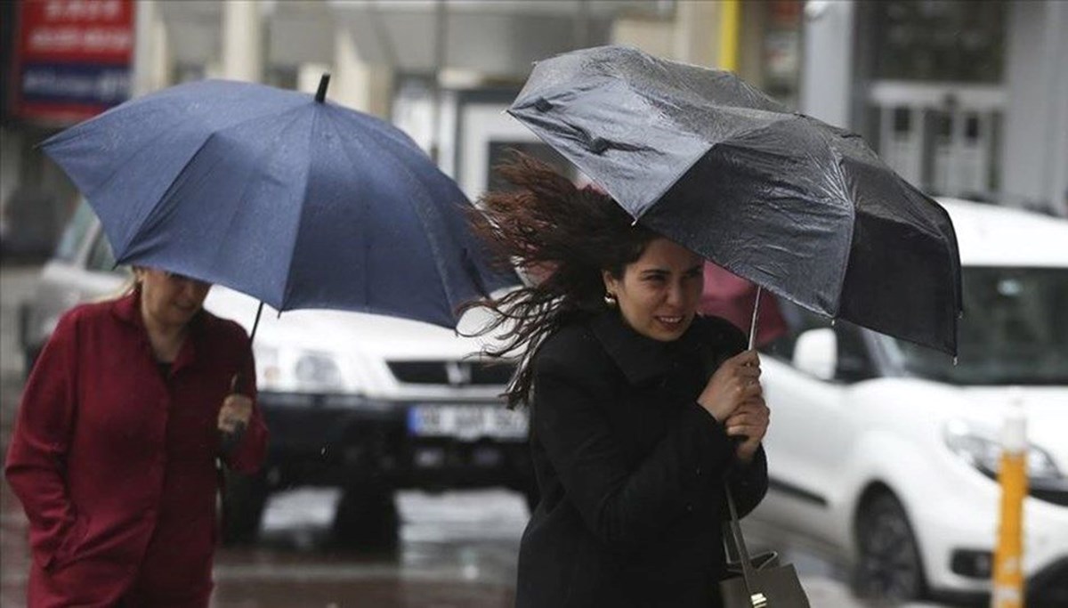 Bugün hava nasıl olacak? 3 bölgede şiddetli rüzgara dikkat (İstanbul, Ankara, İzmir hava durumu)