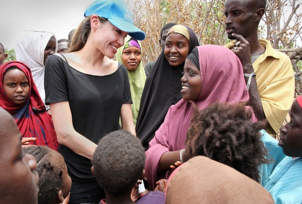 Angelina Jolie'den çocuk hakları kitabı - 2