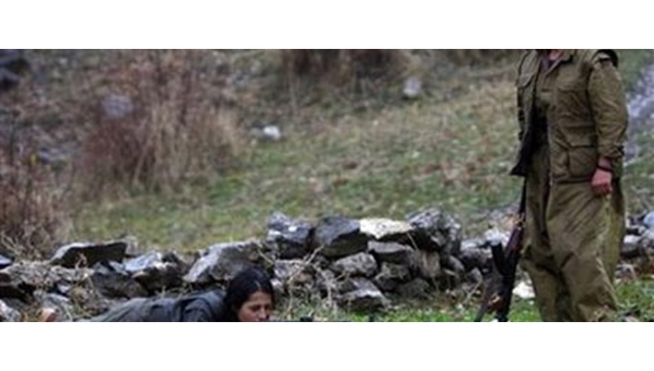 Aşık olduğu kızı dağa göndermedi