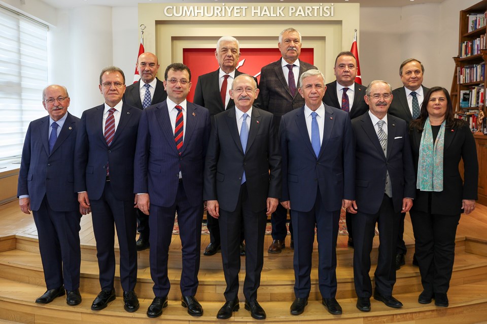 Ankara'da hareketli saatler | 5 siyasi parti liderinden kritik görüşme - 1