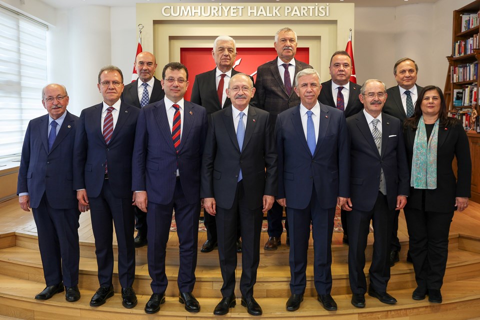 Ankara'da hareketli saatler | 5 siyasi parti liderinden kritik görüşme - 1