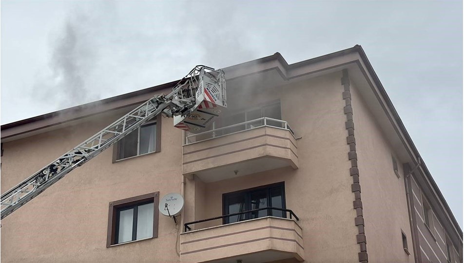 Bulaşık makinesinden çıkan yangın korkuttu