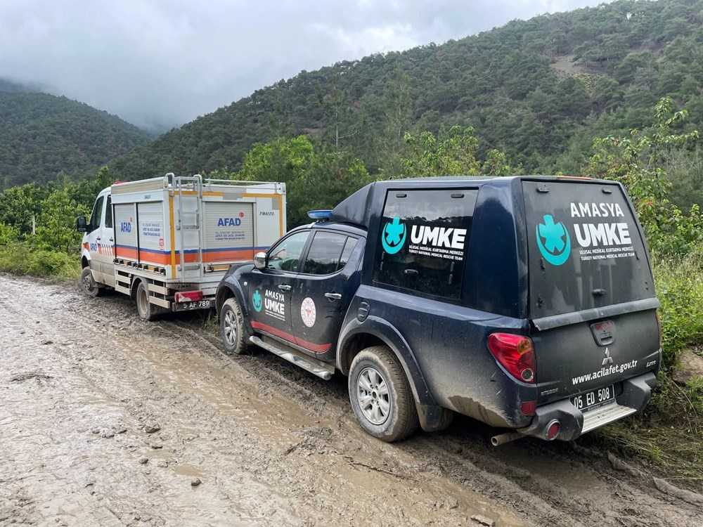 Amasya'yı sel vurdu: 1 ölü, 1 kayıp - 3