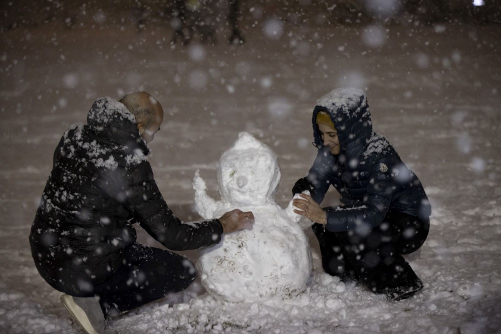 Ankara beyaza büründü: Halay çekerek kutladılar - 8