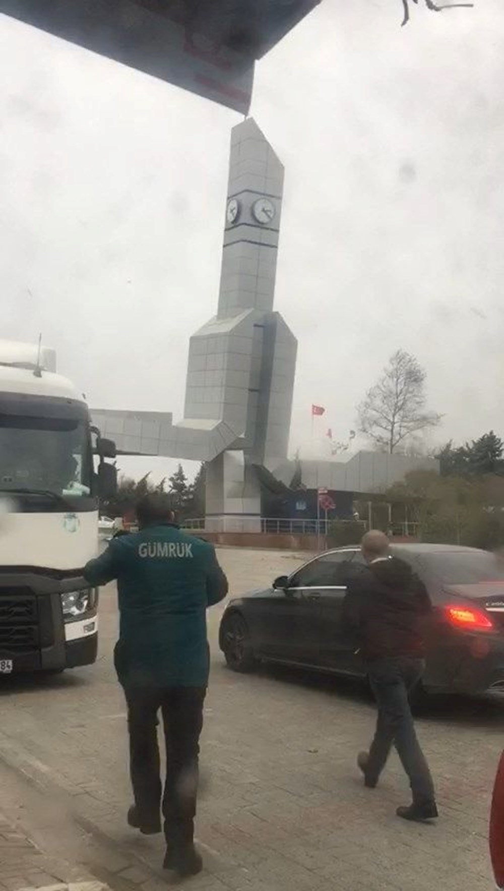 Türkiye'nin birçok ilinde lodos etkili oldu - 4