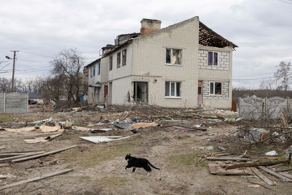 Ölen insanlarla birlikte bir ay boyunca bodrumda yaşadılar: Ukrayna'nın Yahidne köyünde yaşanan trajedi ortaya çıktı - 11
