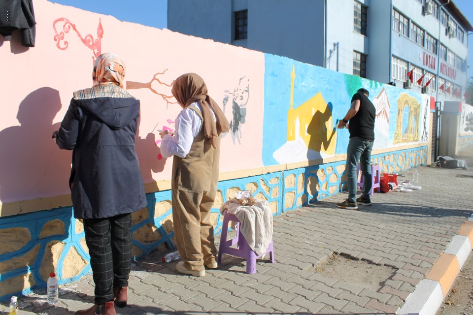 Adana Kozan'da mahalle sanat sokağına döndü - 2