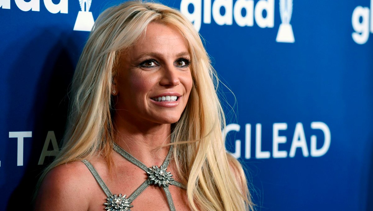 Britney Spears'ın üstsüz görüntüler hayranlarını endişelendirdi