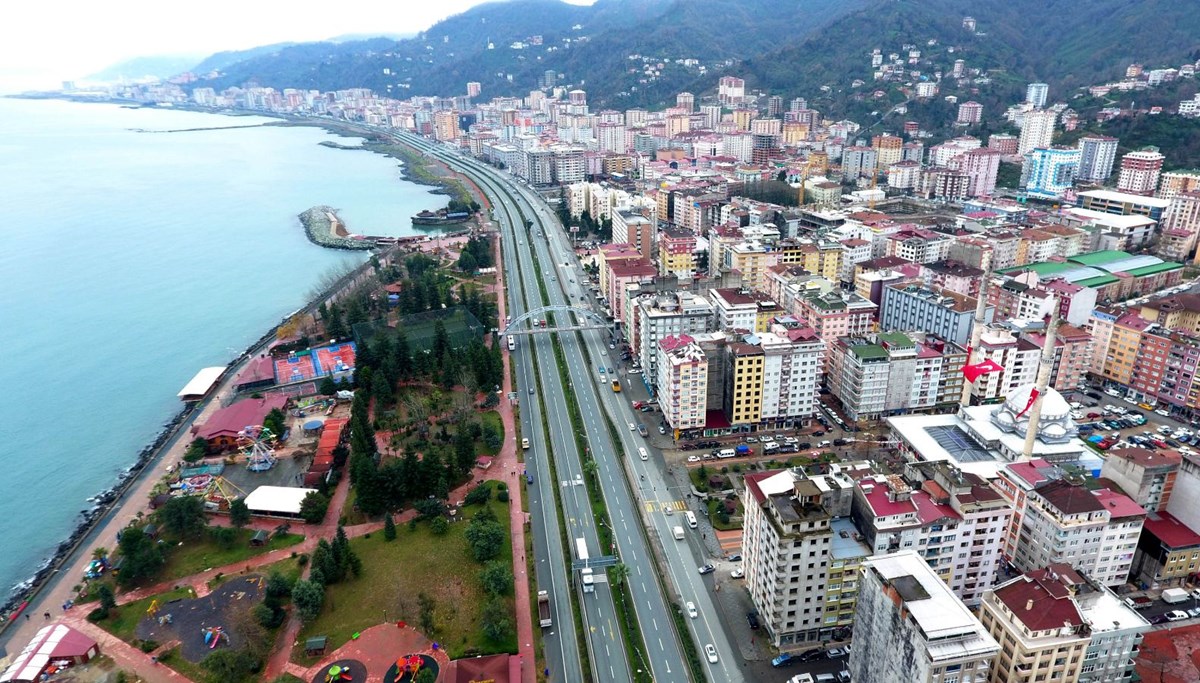 Rize'de kentsel dönüşüm başladı, kiralar ikiye katlandı