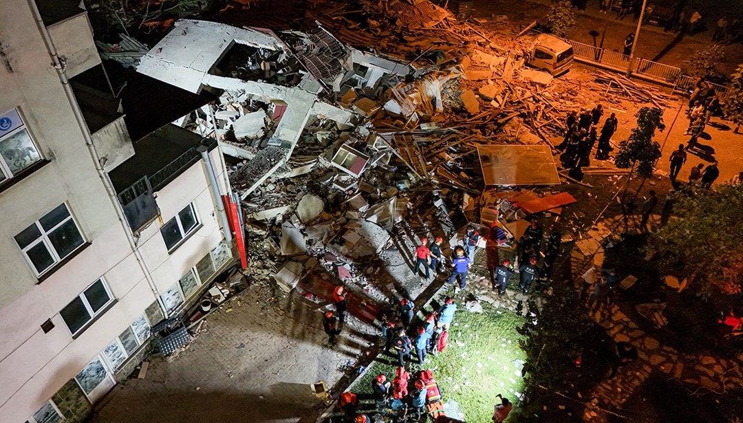 NTV deprem bölgesinde: Sındırgı'da son durum