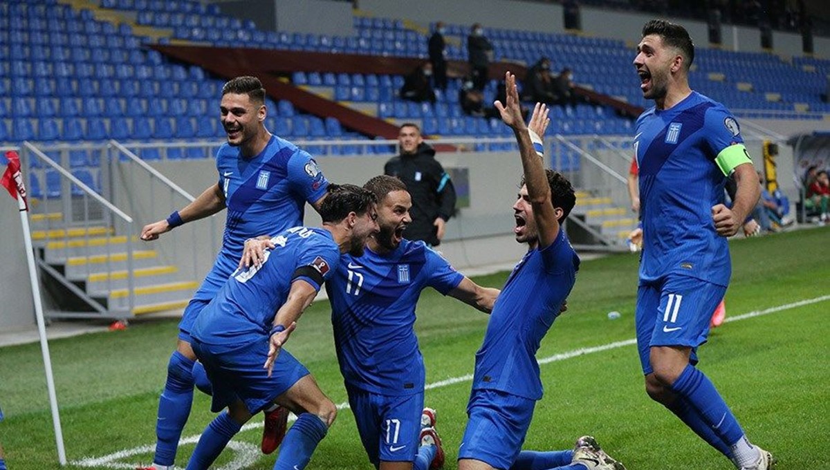 Yunanistan'ı Bakasetas ve Pelkas uçurdu