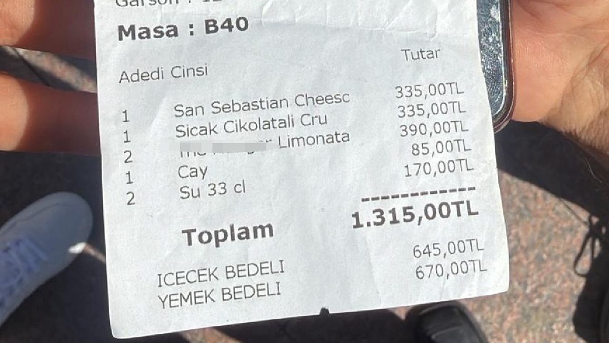 Faturada iki adet 0,33 cl su için 170 TL istendiği görülüyor. Faturada iki adet 0,33 cl su için 170 TL istendiği görülüyor.