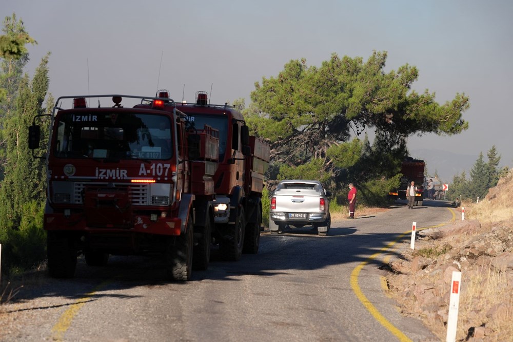 İzmir'de orman yangını: Havadan müdahale yeniden başladı - 10