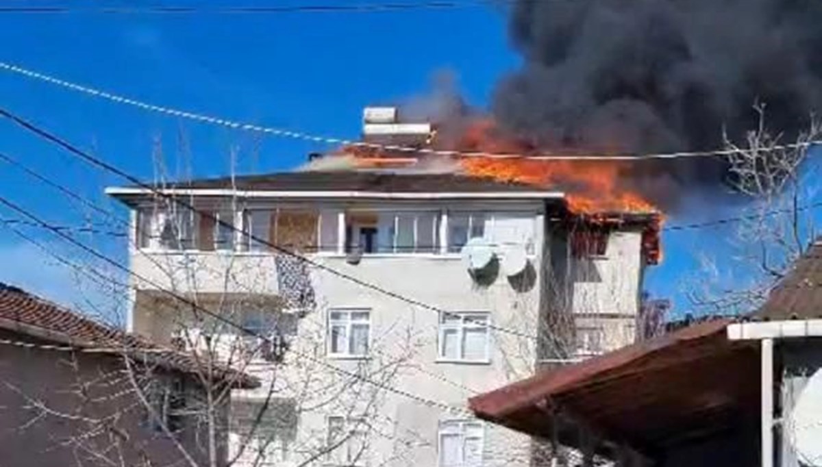 Kocaeli'de yangın paniği: Binada mahsur kalanlar var Kocaeli'de yangın paniği: Binada mahsur kalanlar var