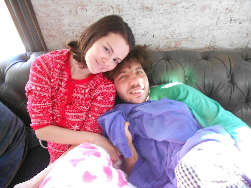 Selena Gomez: "Seni Nasıl Hak Ettim?" Aşk İtirafı 75 mowGjmkxyEe8a0vaFYBa A