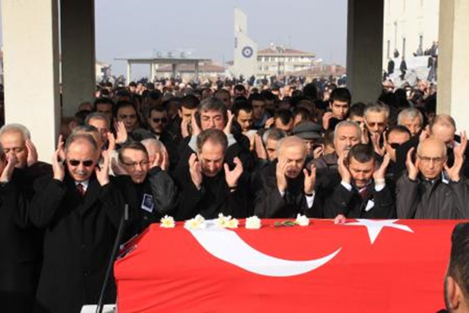 Cenazede 'Polat Alemdar' izdihamı - 2