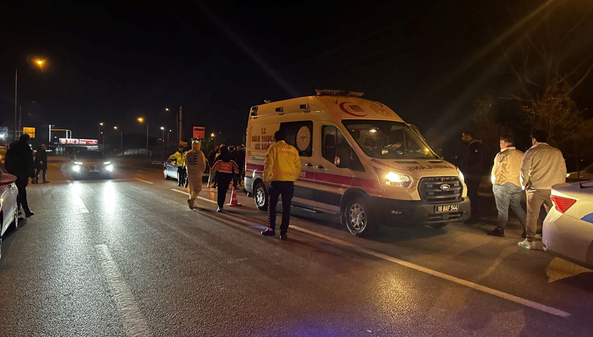 Bursa'da motosiklet bariyerlere çarptı: Sürücü ağır yaralandı Bursa'da motosiklet bariyerlere çarptı: Sürücü ağır yaralandı