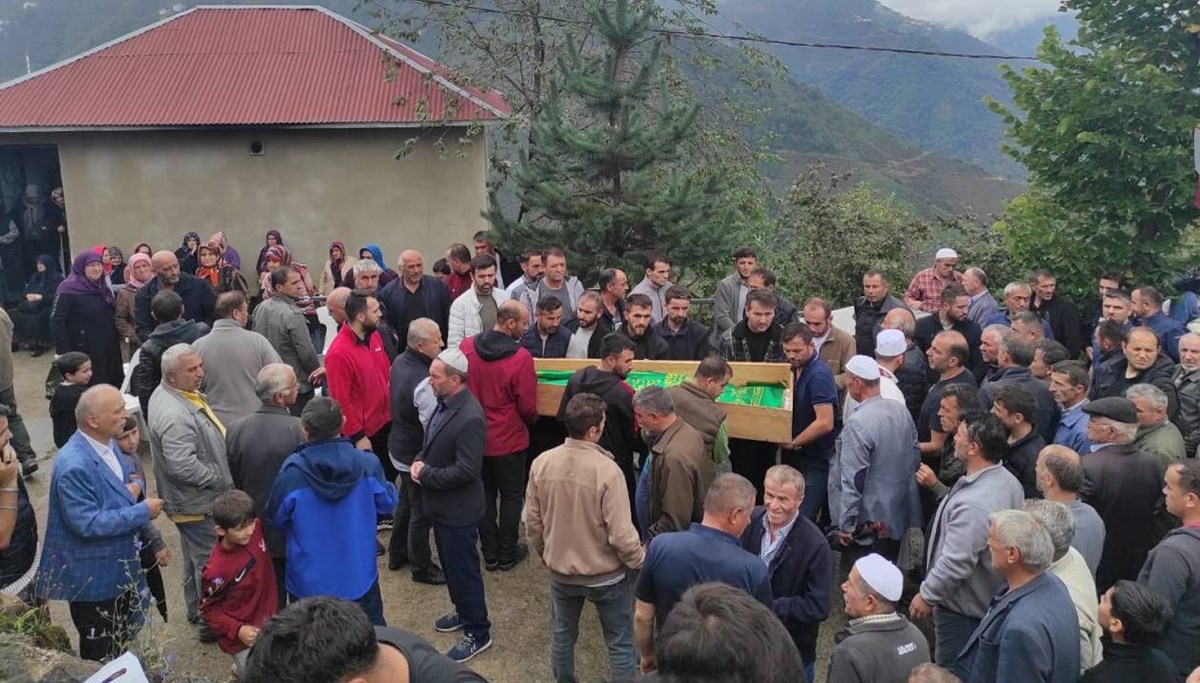 Giresun'da hayatını kaybeden 15 yaşındaki çocuğun cenazesi defnedildi