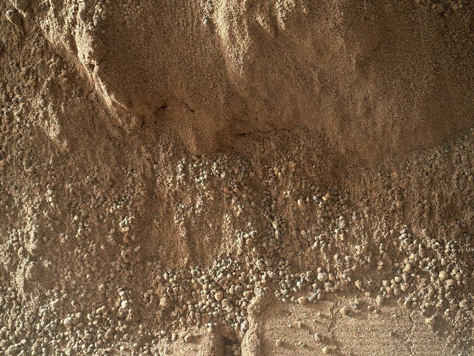 Parlak nesneler Mars'a ait - 2