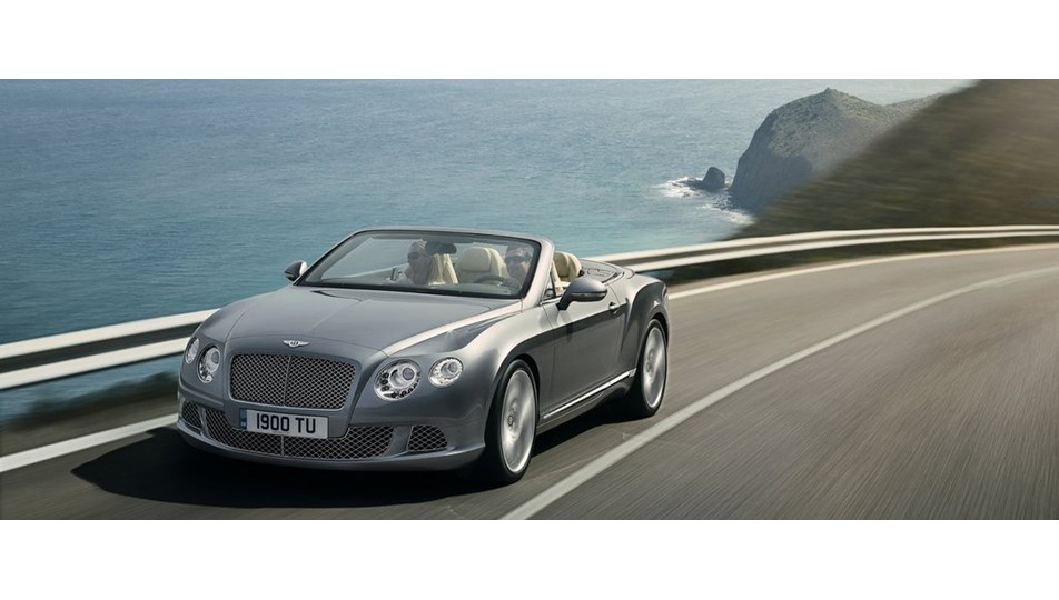 Bentley Continental GTC modelini yeniledi