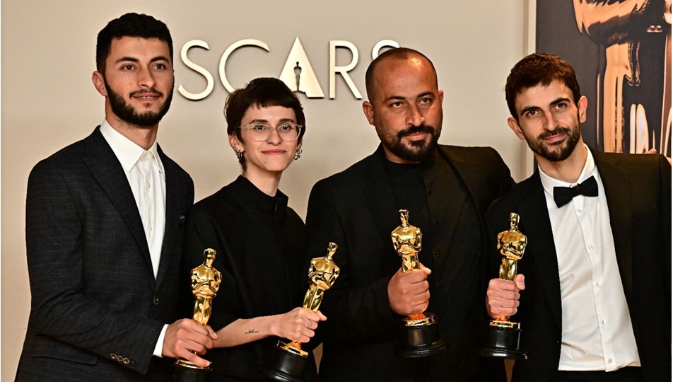 Akademi, Oscar ödüllü Filistinli yönetmenden özür diledi