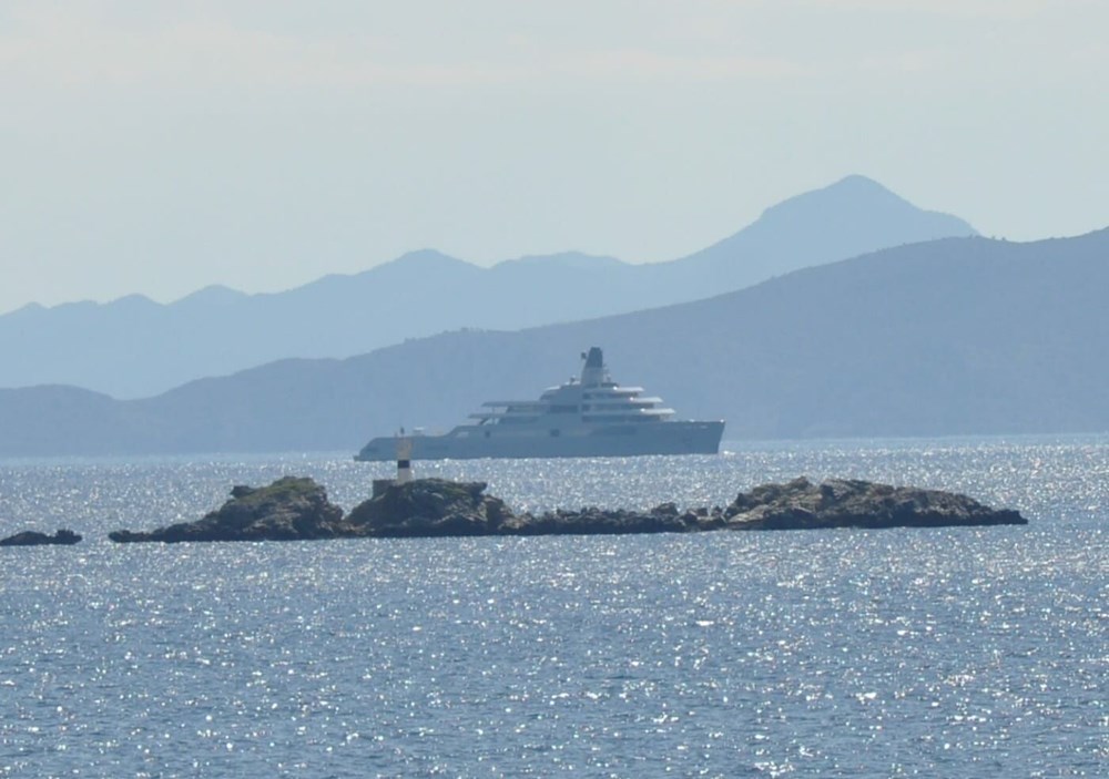 Rus milyarder Roman Abramovich'in yatı Datça açıklarında - 2