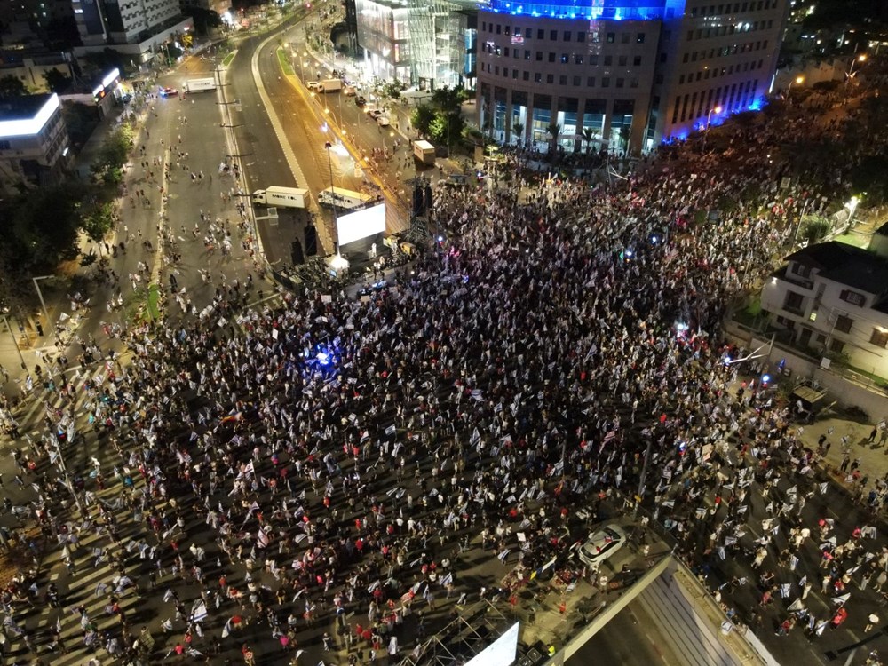 İsrail'de "yargı reformu" protestoları 34. haftada: Sembolik tabutlar dikkat çekti - 15