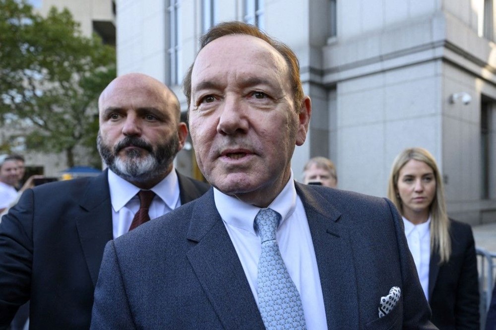 Kevin Spacey hakkında 19 yaşındaki John Barrowman'ı taciz iddiası mahkemede - 4