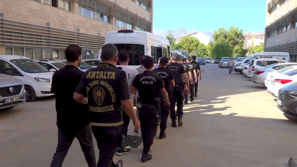 730 milyonluk vurgun planına polis kıskacı: Dublörle sağlık raporu almışlar - 4