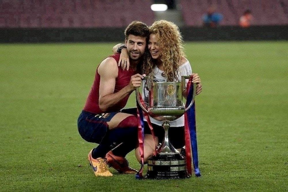 Shakira her yerde Gerard Pique'den bahsediyor: Şimdi erkeklerin ağlama zamanı - 2
