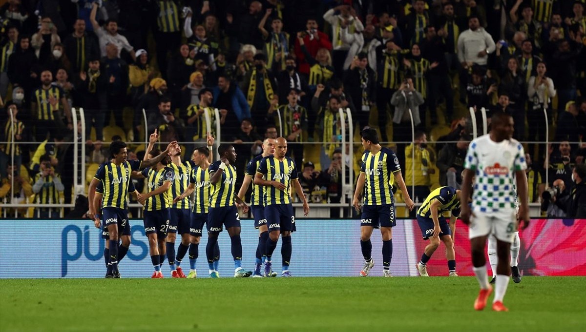 Fenerbahçe Kadıköy'de farklı kazandı