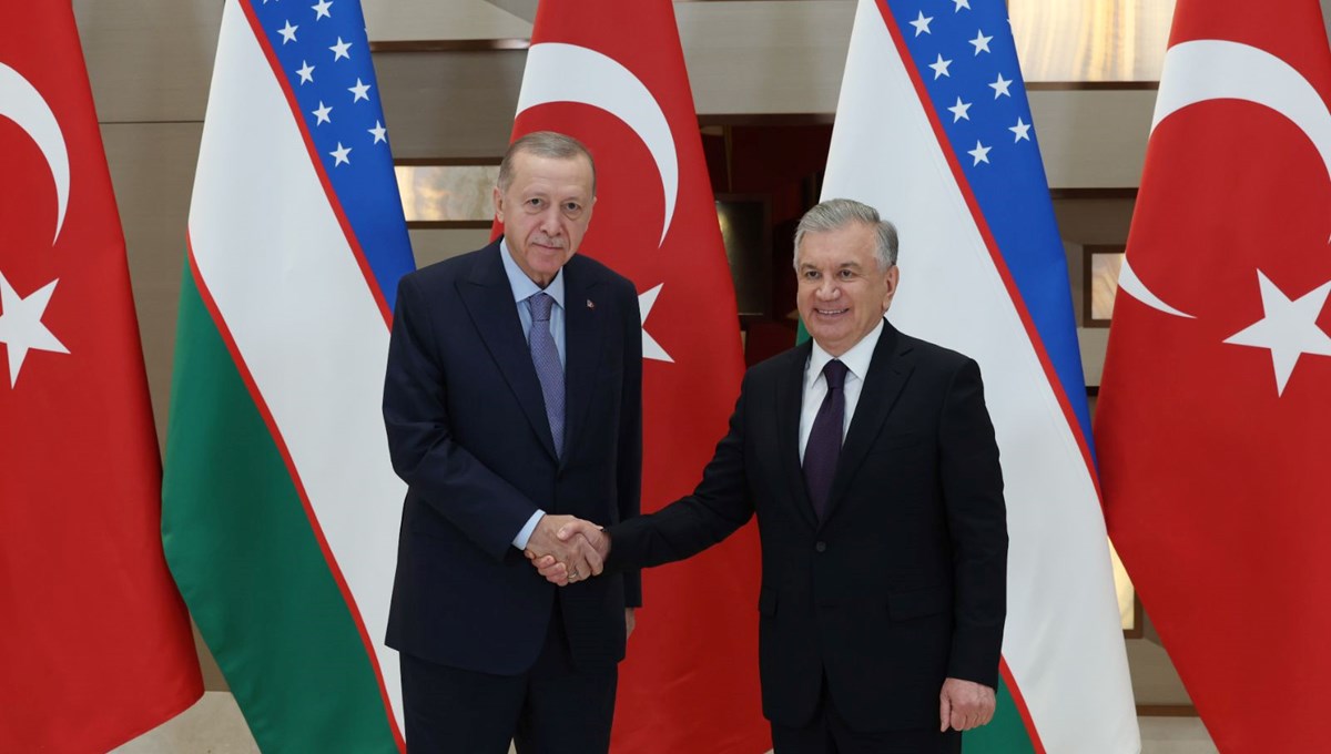 Cumhurbaşkanı Erdoğan, Mirziyoyev ile bir araya geldi