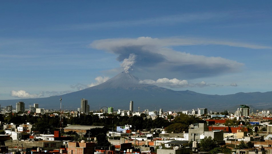 Popocatepetl Yanardağı’nda 3 patlama