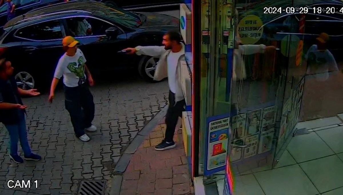 İstanbul'da eski sevgili dehşeti! Yeni sevgilisi olduğunu öğrenince kurşun yağdırdı İstanbul'da eski sevgili dehşeti! Yeni sevgilisi olduğunu öğrenince kurşun yağdırdı
