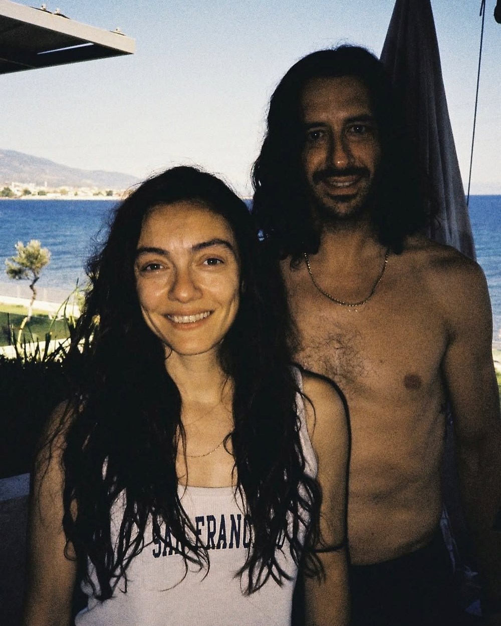 Merve Dizdar ile Cihan Ayger'den evlilik yıl dönümüne özel pozlar - 4