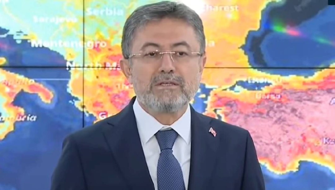 Bakan Yumaklı orman yangınlardaki son durumu açıkladı: Sadece Harmancık yangını devam ediyor