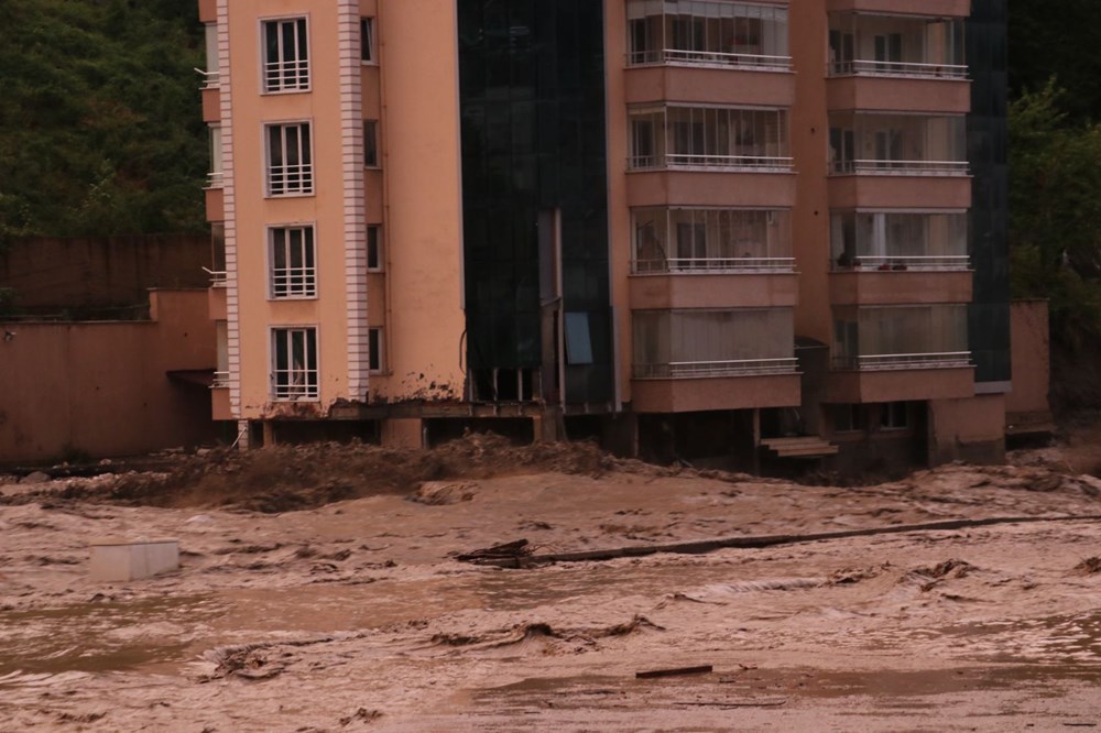 Batı Karadeniz'deki sel: Kastamonu'da can kaybı 9'a yükseldi - 21