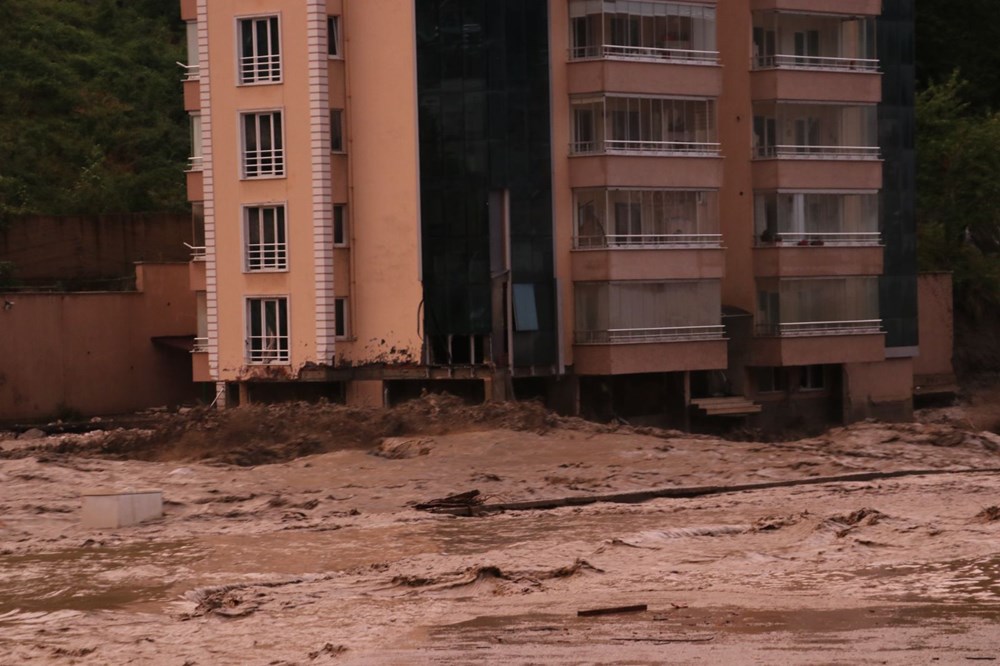 Batı Karadeniz'deki sel: Kastamonu'da can kaybı 9'a yükseldi - 21