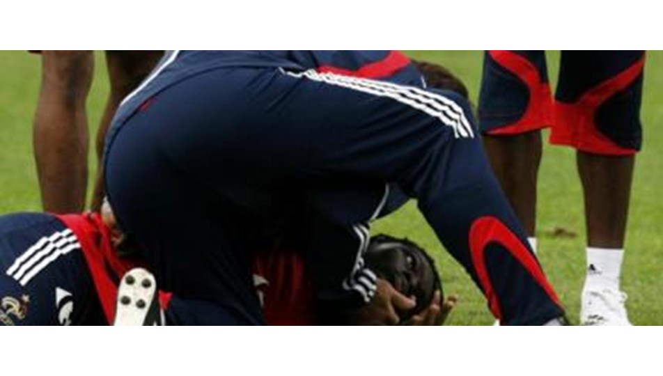 Gomis yine korkuttu