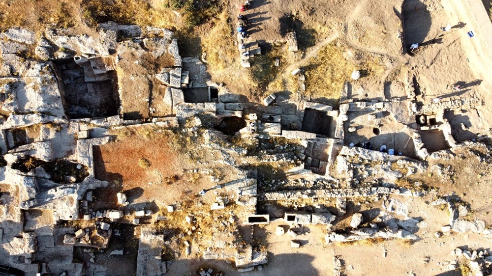 Adıyaman'daki Perre Antik Kent'teki kazılarda 9 adet üzüm işliği bulundu - 6