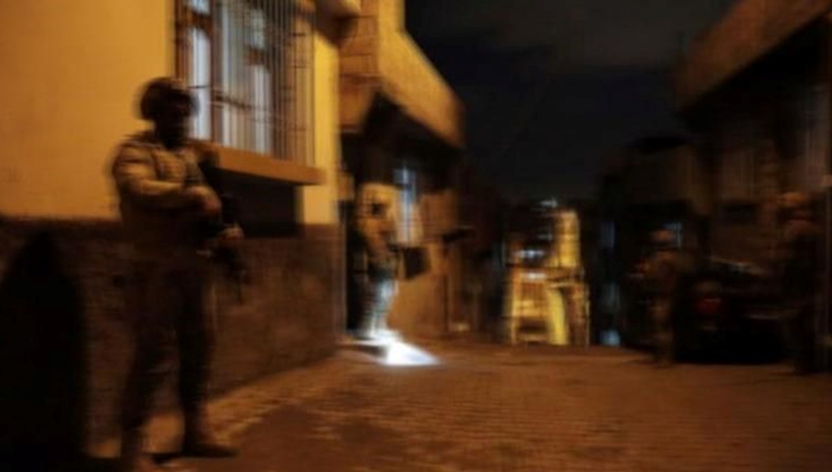 Çin istihbaratına bilgi toplayanlara operasyon: 6 gözaltı Çin istihbaratına bilgi toplayanlara operasyon: 6 gözaltı