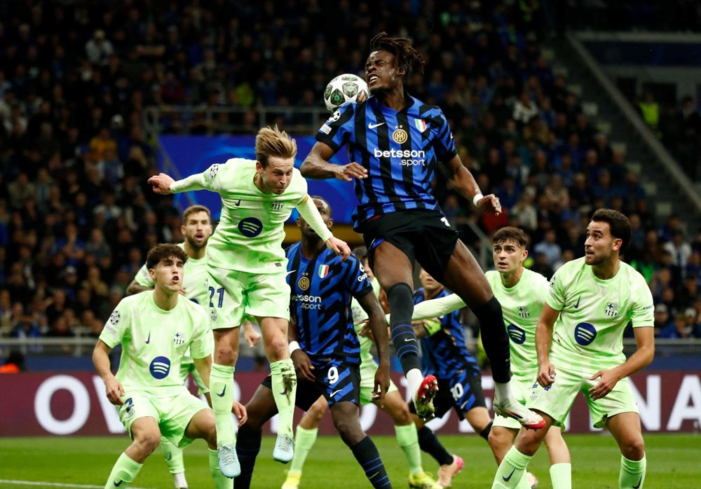 Şampiyonlar Ligi'nde destansı gece: Hakan Çalhanoğlu parladı, Inter - Barcelona maçı yıllarca konuşulacak bir sona sahne oldu - 6